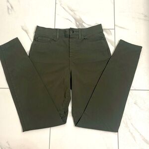 Ricki’s Slim Ankle Pants Olive Stretchy Pockets Pull On Elastic Waist Size S